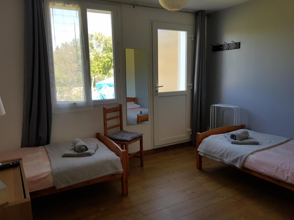Les Trois Lions Apartment Foix Exterior photo
